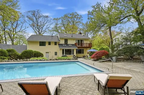 46 Wierimus Lane Hillsdale NJ 07642