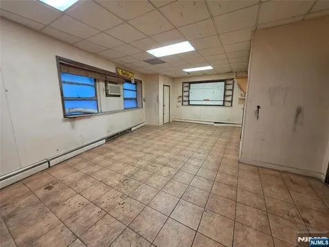 239 Commercial Avenue Palisades Park NJ 07650