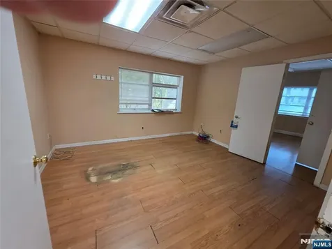 239 Commercial Avenue Palisades Park NJ 07650