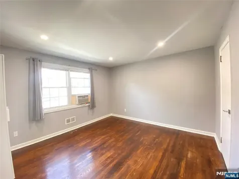 304 Shaler Boulevard Ridgefield NJ 07657