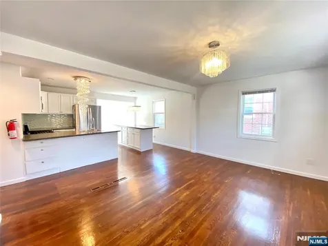 304 Shaler Boulevard Ridgefield NJ 07657