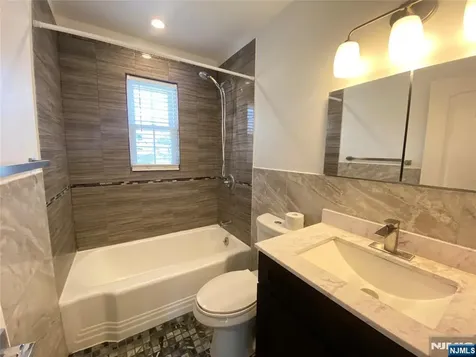 304 Shaler Boulevard Ridgefield NJ 07657