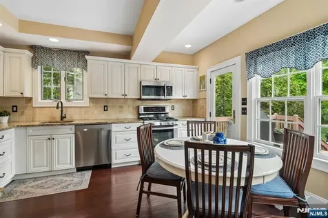 333 Bogert Avenue Ridgewood NJ 07450