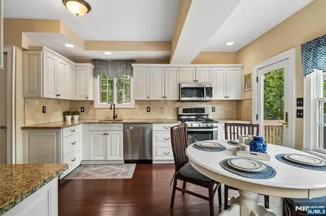 333 Bogert Avenue Ridgewood NJ 07450