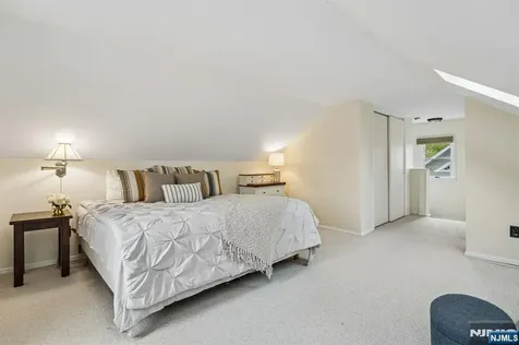 333 Bogert Avenue Ridgewood NJ 07450