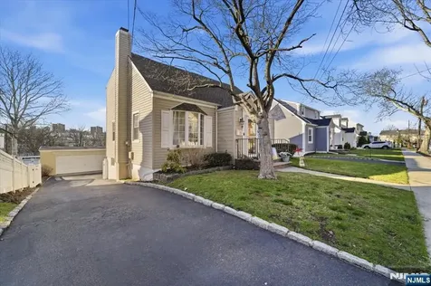 21 Park Place Kearny NJ 07032