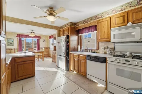 21 Park Place Kearny NJ 07032