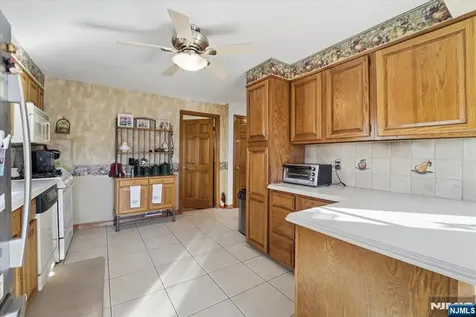 21 Park Place Kearny NJ 07032