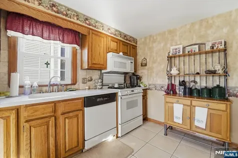 21 Park Place Kearny NJ 07032