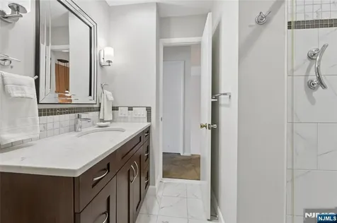 240 Mountain View Drive Mahwah NJ 07430