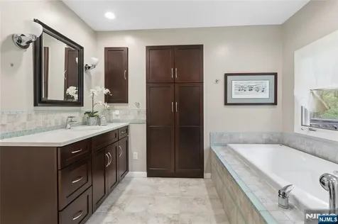 240 Mountain View Drive Mahwah NJ 07430