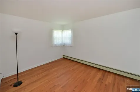 113 Stanley Court North Haledon NJ 07508