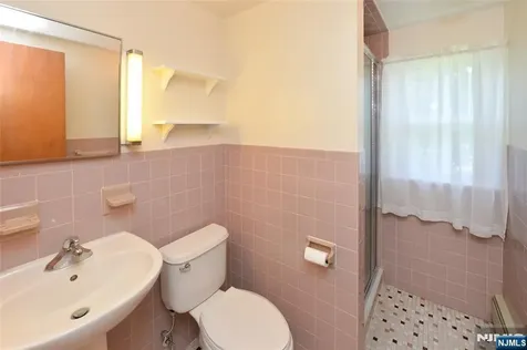 113 Stanley Court North Haledon NJ 07508