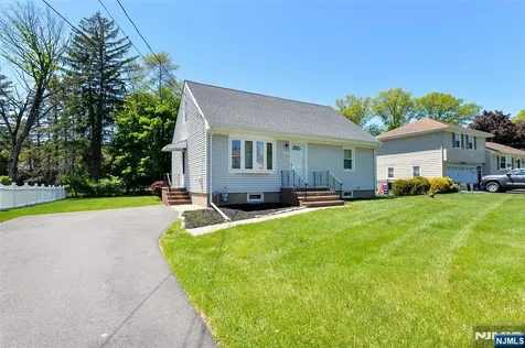 113 Stanley Court North Haledon NJ 07508