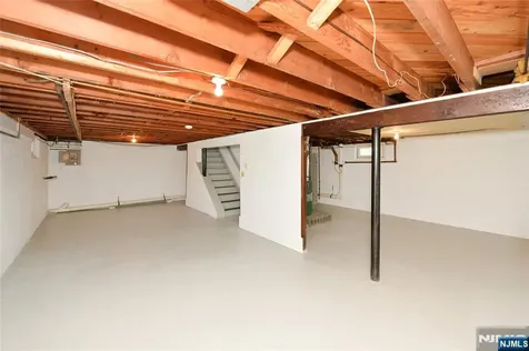 113 Stanley Court North Haledon NJ 07508
