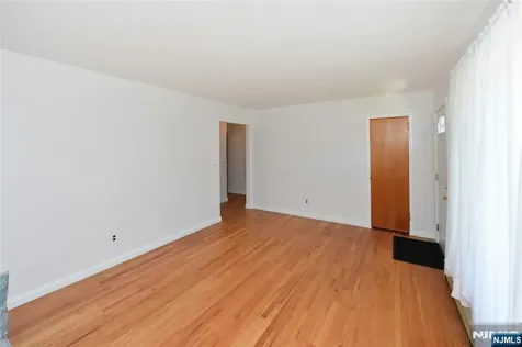 113 Stanley Court North Haledon NJ 07508
