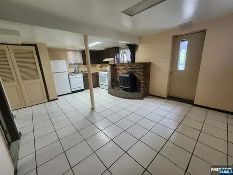 66 Forest Street Kearny NJ 07032