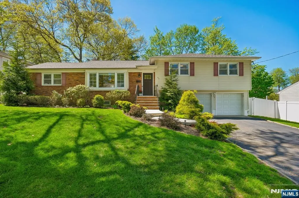 44 Woodland Avenue West Orange NJ 07052