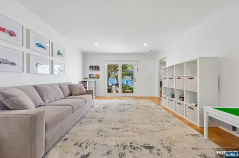 44 Woodland Avenue West Orange NJ 07052