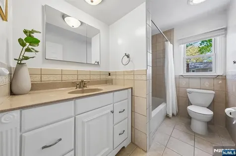 44 Woodland Avenue West Orange NJ 07052