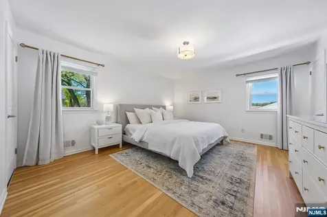 44 Woodland Avenue West Orange NJ 07052