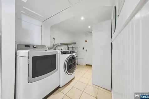 44 Woodland Avenue West Orange NJ 07052