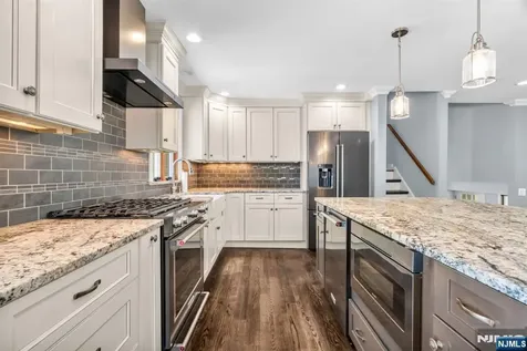 53 Smithfield Road Waldwick NJ 07463
