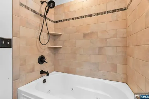 53 Smithfield Road Waldwick NJ 07463