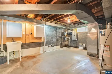 53 Smithfield Road Waldwick NJ 07463
