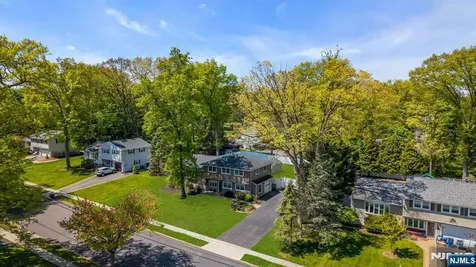 53 Smithfield Road Waldwick NJ 07463