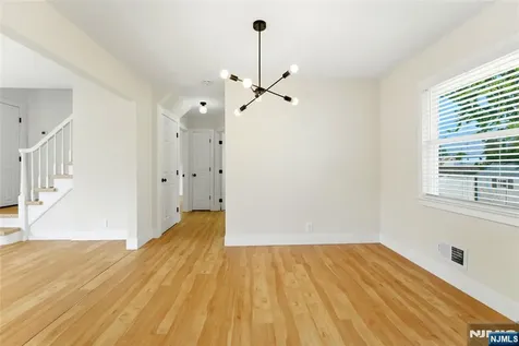 21-05 Dalton Place Fair Lawn NJ 07410