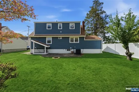 21-05 Dalton Place Fair Lawn NJ 07410