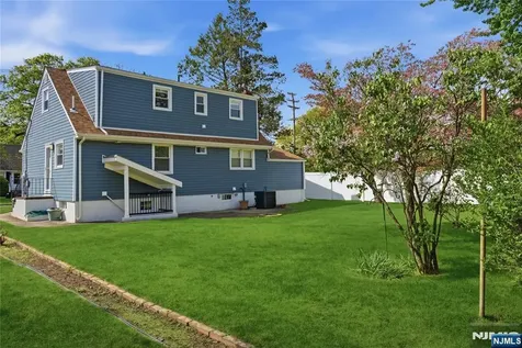 21-05 Dalton Place Fair Lawn NJ 07410