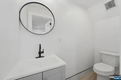 240-242 Crawford Place Elizabeth NJ 07208