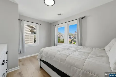 240-242 Crawford Place Elizabeth NJ 07208