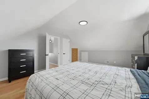 240-242 Crawford Place Elizabeth NJ 07208