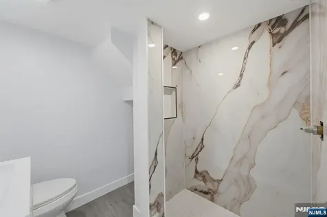 240-242 Crawford Place Elizabeth NJ 07208