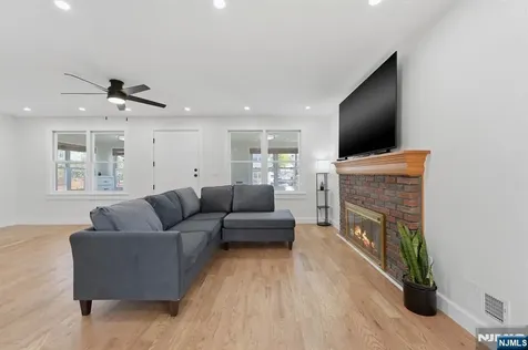 240-242 Crawford Place Elizabeth NJ 07208