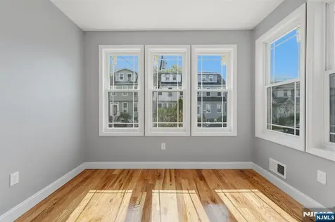 153 Brookside Avenue Irvington NJ 07111