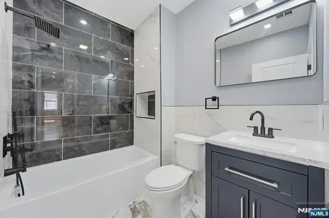 153 Brookside Avenue Irvington NJ 07111