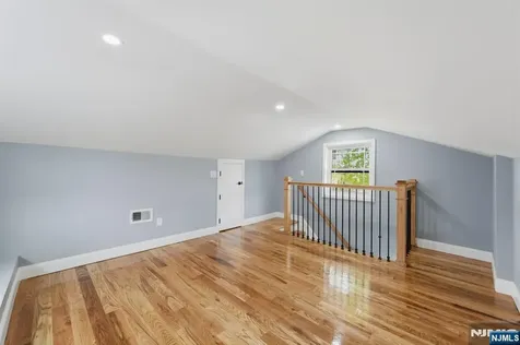 153 Brookside Avenue Irvington NJ 07111