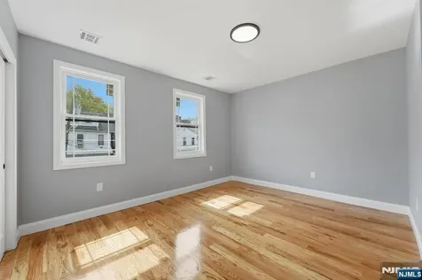 153 Brookside Avenue Irvington NJ 07111