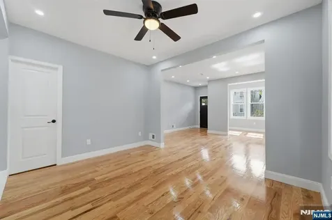 153 Brookside Avenue Irvington NJ 07111