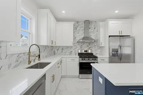 153 Brookside Avenue Irvington NJ 07111