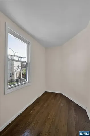 491 S 17th Street Newark NJ 07103