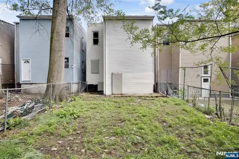 491 S 17th Street Newark NJ 07103