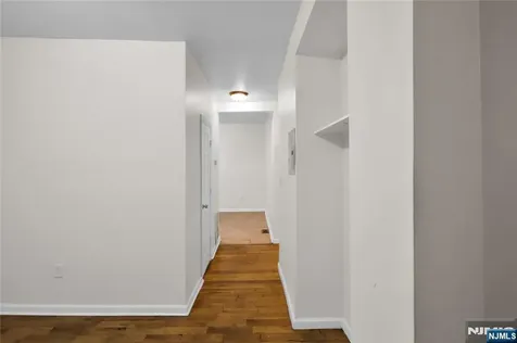 491 S 17th Street Newark NJ 07103