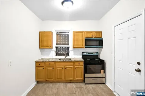 491 S 17th Street Newark NJ 07103