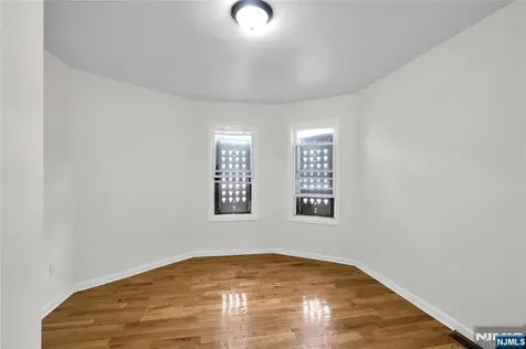 491 S 17th Street Newark NJ 07103