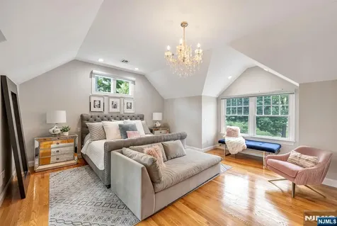 42 Lakewood Avenue Ho-ho-kus NJ 07423